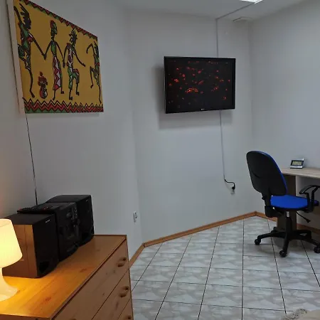 White Apartment Jablonna (Legionowo)